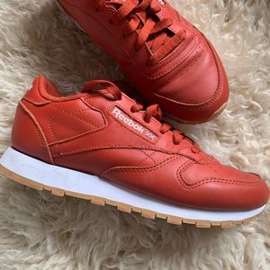 Red Old School style Reeboks